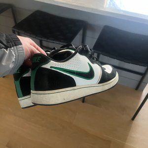 2006 Air Force 2 Green/White Size 10